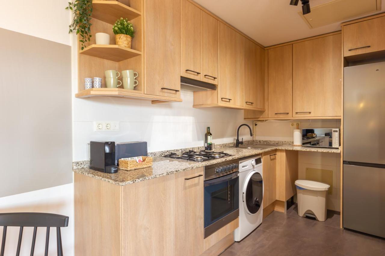 Ferienwohnung Elegante Duplex En Terrassa, Barcelona Exterior foto