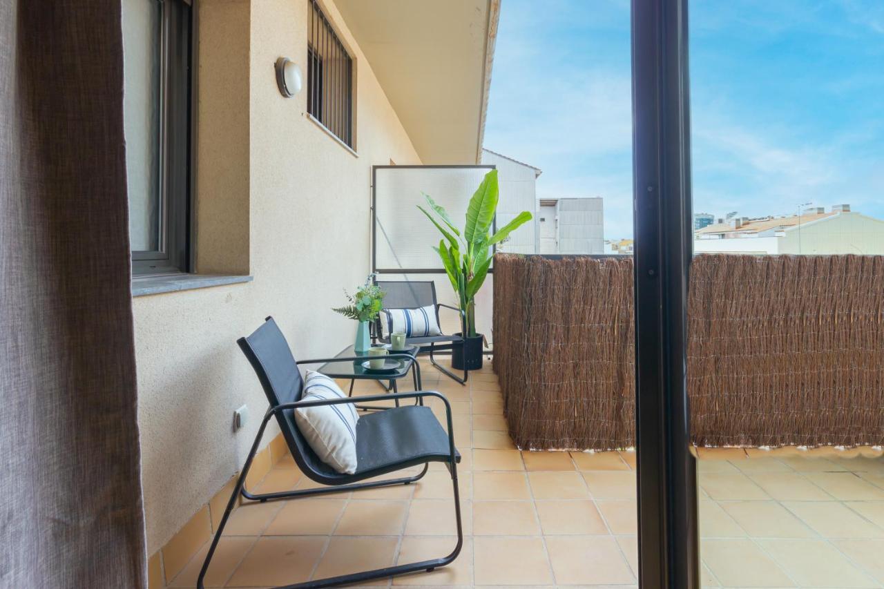 Ferienwohnung Elegante Duplex En Terrassa, Barcelona Exterior foto